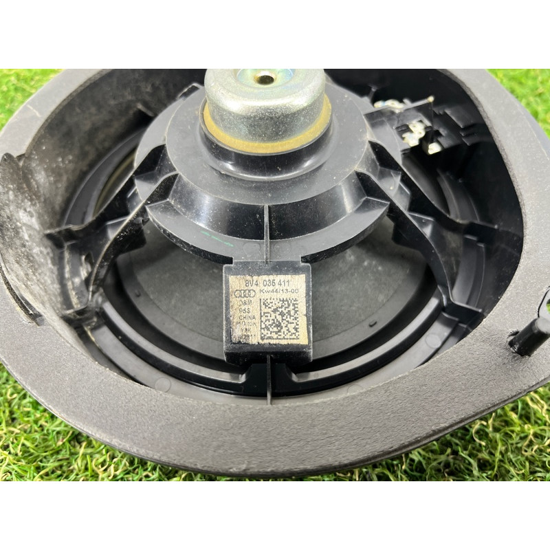 Динамик (электрика) AUDI A3 8V 2015 1.8 8V4035411