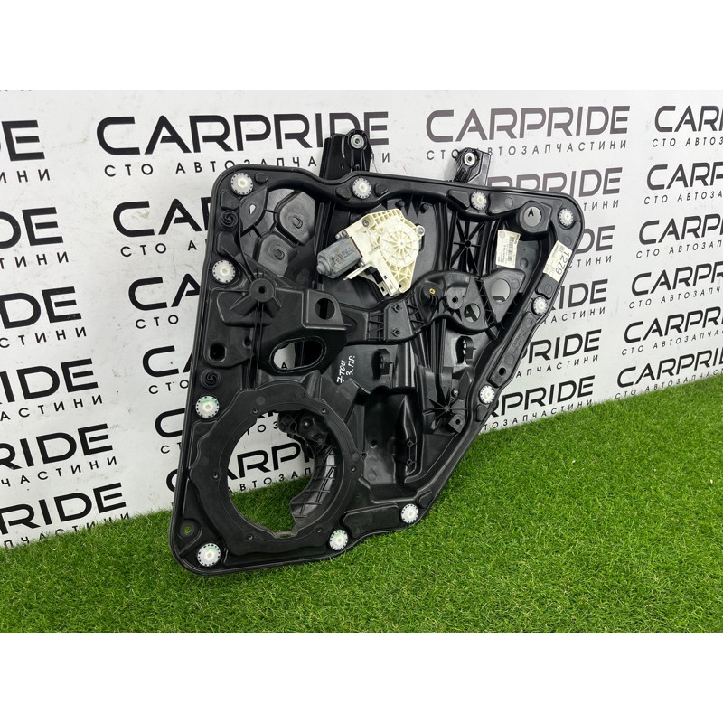 Механизм стеклоподъемника с мотором (кузов и элементы) Volkswagen Touareg FL 2015 3.6 7P6839462A