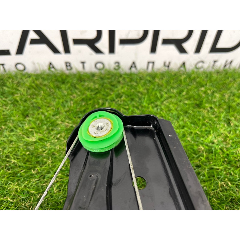 Механизм стеклоподъемника с мотором (кузов и элементы) Volkswagen Touareg FL 2015 3.6 7P6839462A