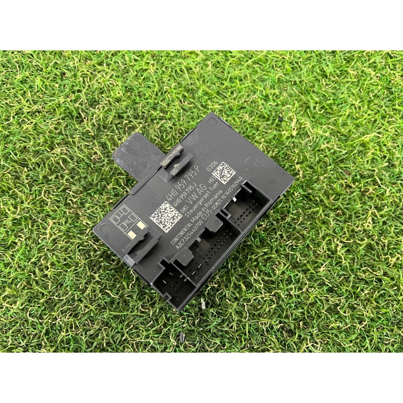 Блок управления дверьми (электрика / блок управления) Volkswagen Touareg FL 2015 3.6 4H0959795P