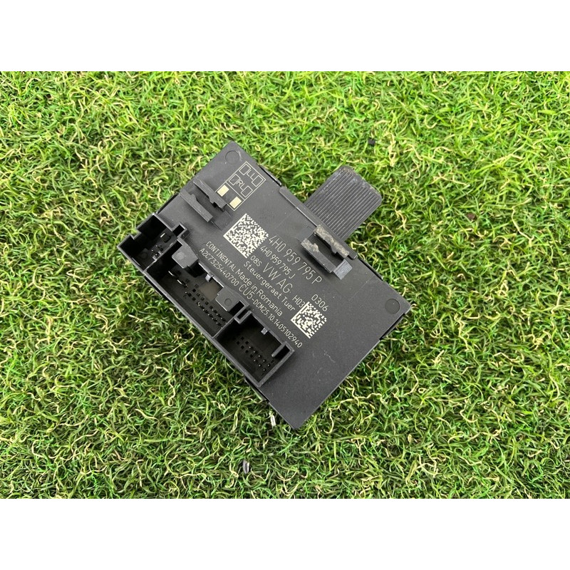 Блок управления дверьми (электрика / блок управления) Volkswagen Touareg FL 2015 3.6 4H0959795P