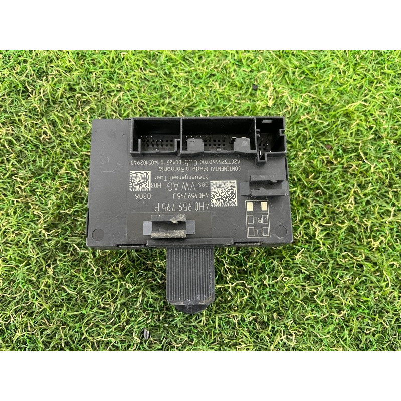 Блок управления дверьми (электрика / блок управления) Volkswagen Touareg FL 2015 3.6 4H0959795P