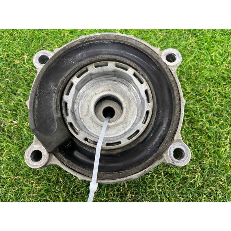 Опора стойки (подвеска) AUDI Q7 4L 2014 3.0 TFSi CTWB 7L0412347A