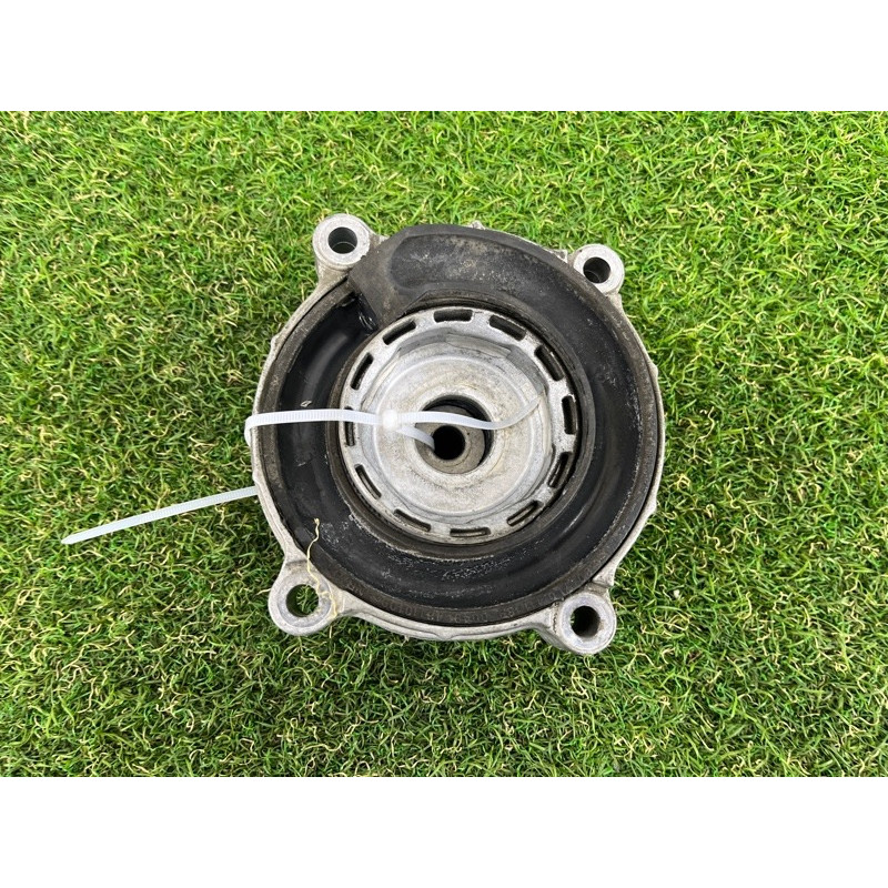 Опора стойки (подвеска) AUDI Q7 4L 2014 3.0 TFSi CTWB 7L0412347A