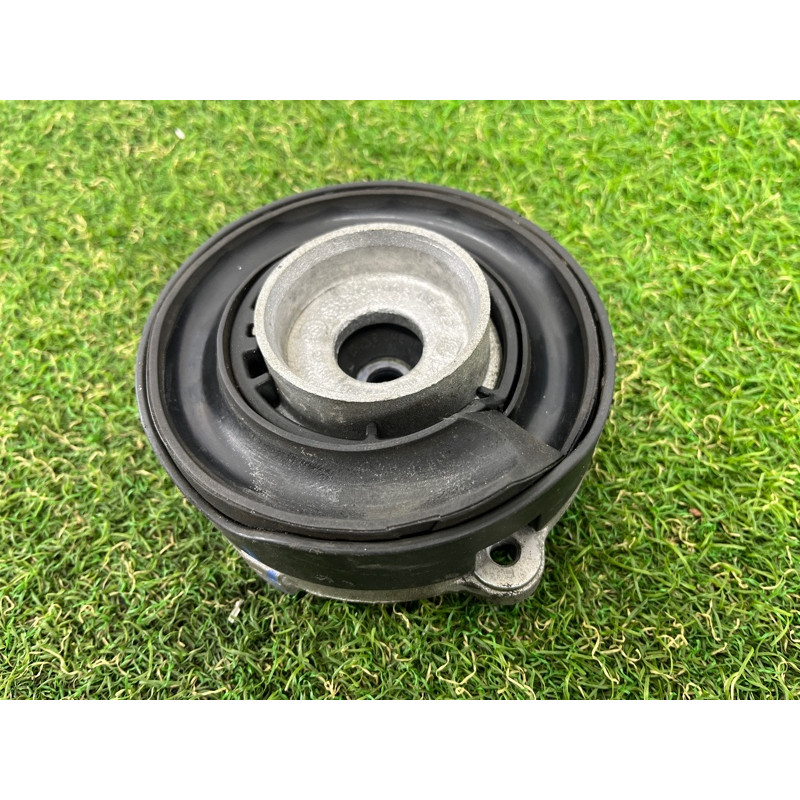 Опора стойки (подвеска) AUDI Q7 4M 2018 3.0 TFSi 4M0413333