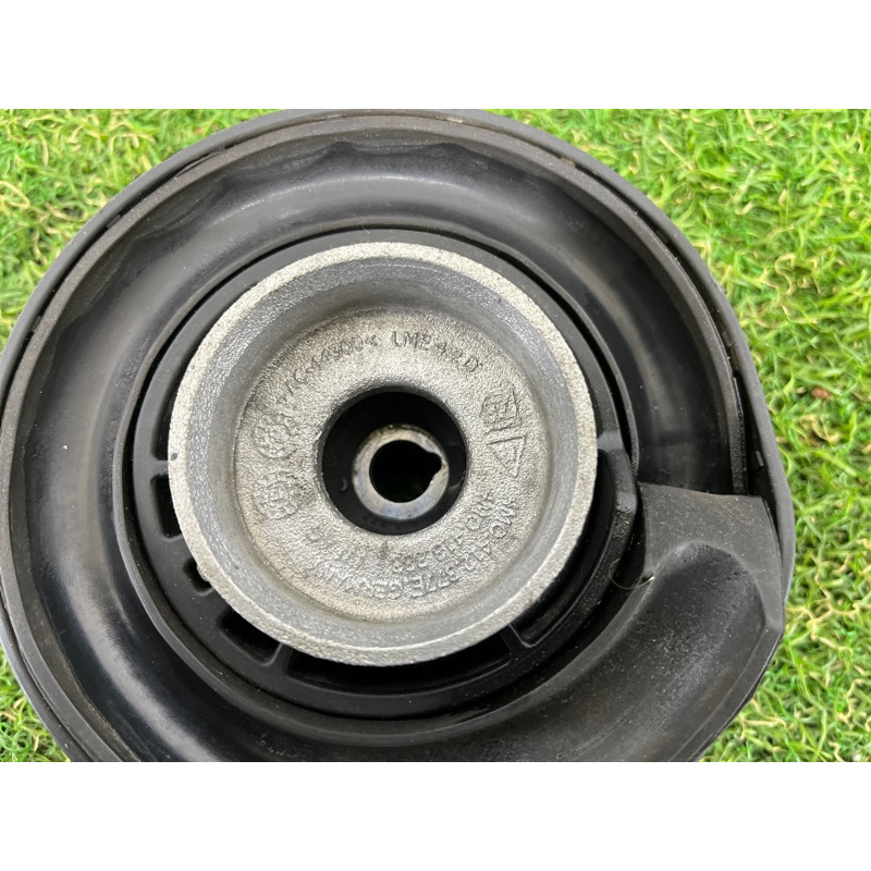 Опора стойки (подвеска) AUDI Q7 4M 2018 3.0 TFSi 4M0413333