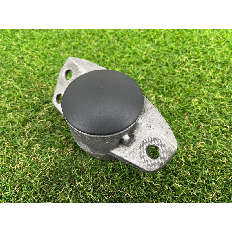 Опора стойки (подвеска) AUDI A7 4G 2013 3.0 CGXB 4G0513353