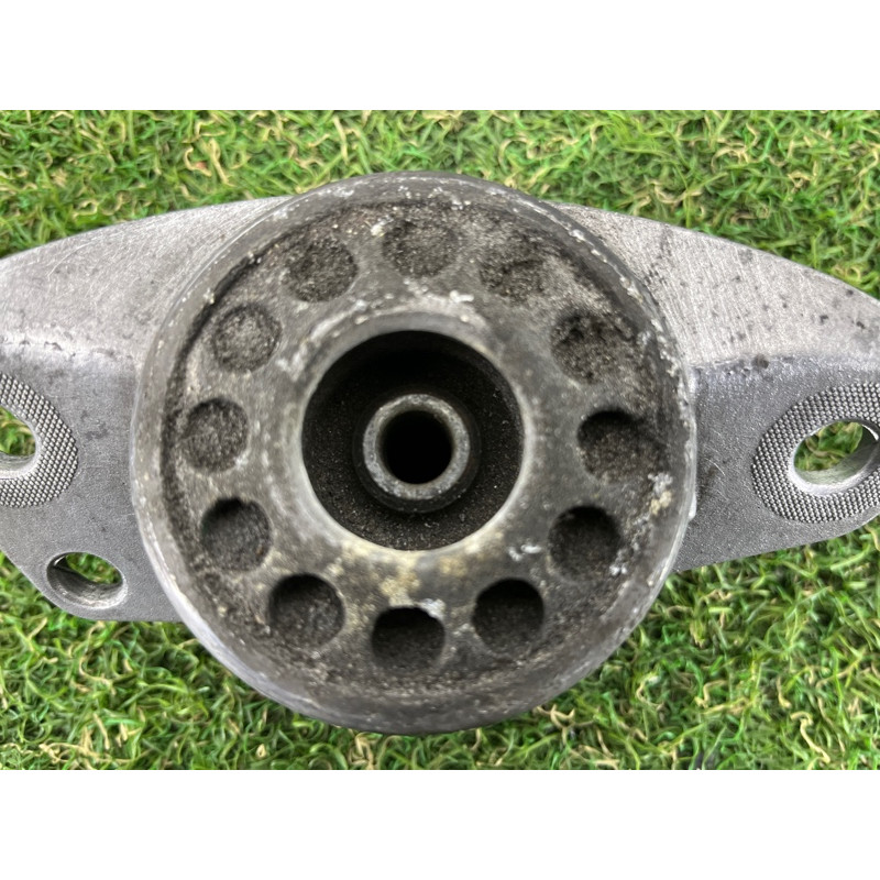 Опора стойки (подвеска) AUDI A7 4G 2013 3.0 CGXB 4G0513353