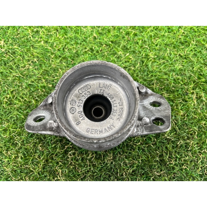 Опора стойки (подвеска) AUDI A7 4G 2013 3.0 CGXB 4G0513353