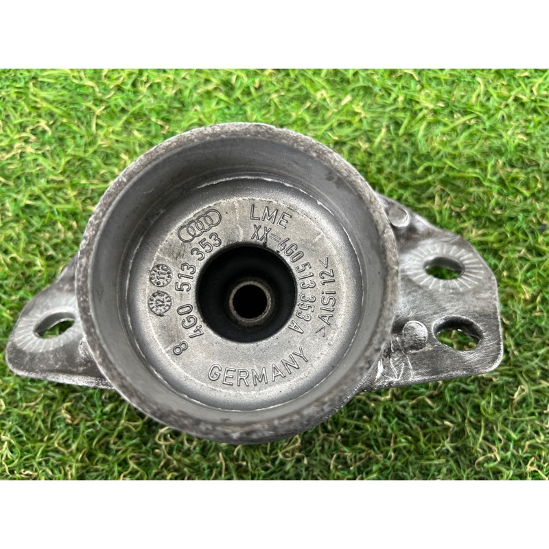 Опора стойки (подвеска) AUDI A7 4G 2013 3.0 CGXB 4G0513353