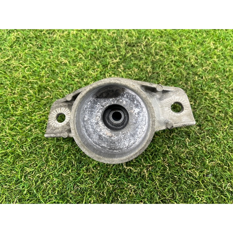 Опора стойки (подвеска) AUDI Q7 4M 2018 3.0 TFSi 85E513353B