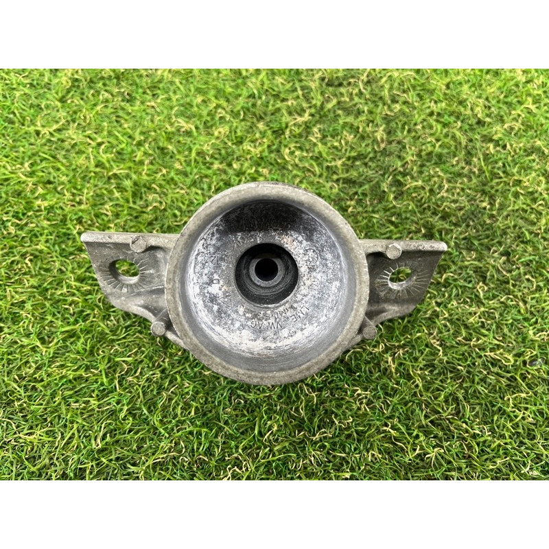 Опора стойки (подвеска) AUDI Q7 4M 2018 3.0 TFSi 85E513353B