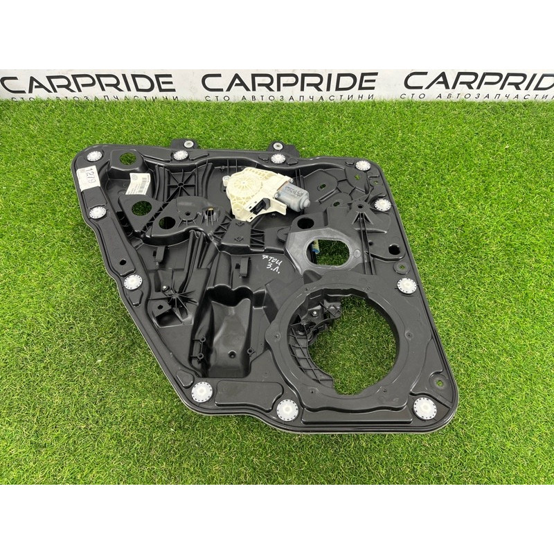 Механизм стеклоподъемника с мотором (кузов и элементы) Volkswagen Touareg FL 2015 3.6 7P6839461A