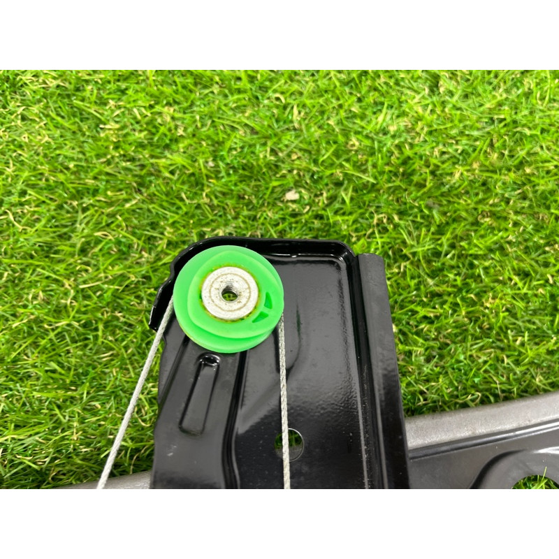 Механизм стеклоподъемника с мотором (кузов и элементы) Volkswagen Touareg FL 2015 3.6 7P6839461A