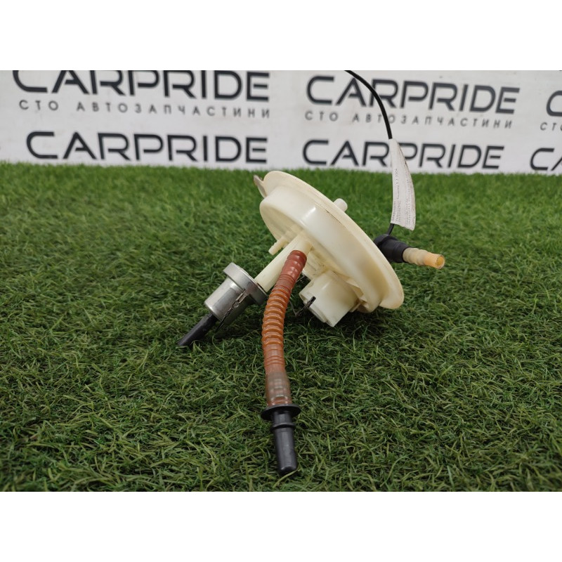 Топливный насос (топливная система) Volkswagen Touareg 7L 2004 3.2 7l6919679e