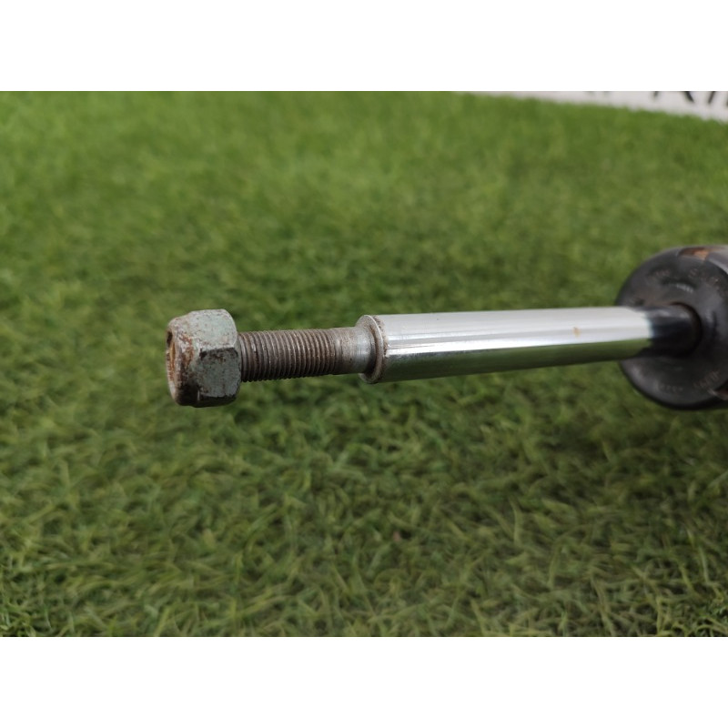 Амортизатор (подвеска) Volkswagen Passat B5 2003 2.5 AKN 3B0513031R