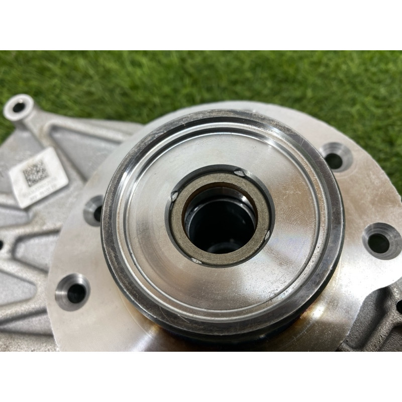 Ступица масляного насоса (трансмиссия) FORD ESCAPE MK4 2020 1.5 jm5p7a103e