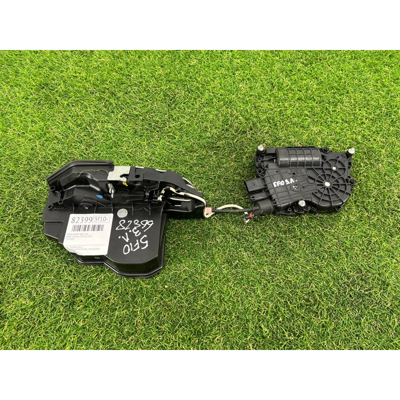 Замок дверей (кузов і елементи) BMW 5-series F10 2011 3.0 51227154515