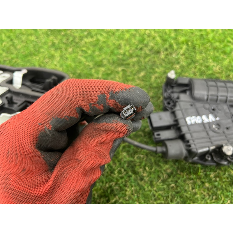 Замок дверей (кузов і елементи) BMW 5-series F10 2011 3.0 51227154515