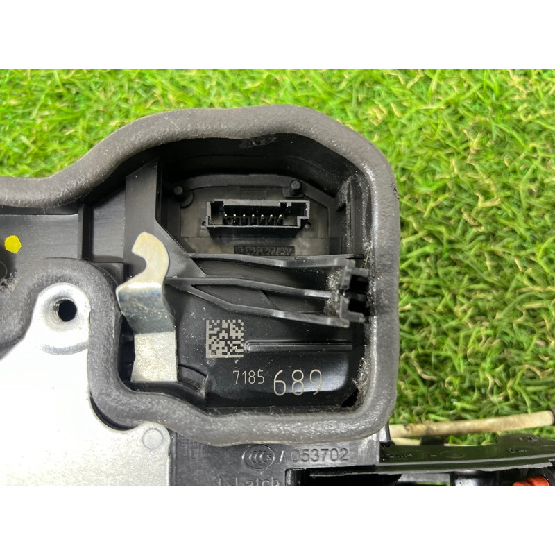 Замок двери (кузов и элементы) BMW 5-series F10 2011 3.0 51217185689