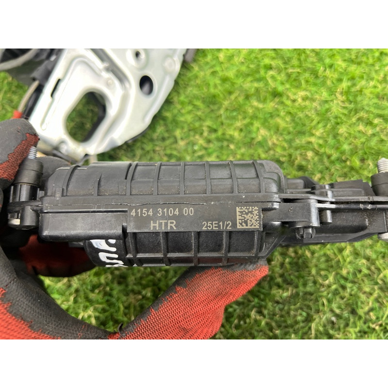 Замок дверей (кузов і елементи) BMW 5-series F10 2011 3.0 51217154516