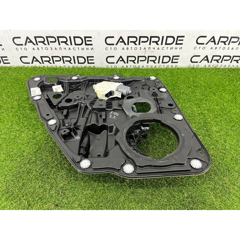 Механізм склопідйомника з мотором (кузов і елементи) Volkswagen Touareg II NF 2013 3.0 7P6839461A