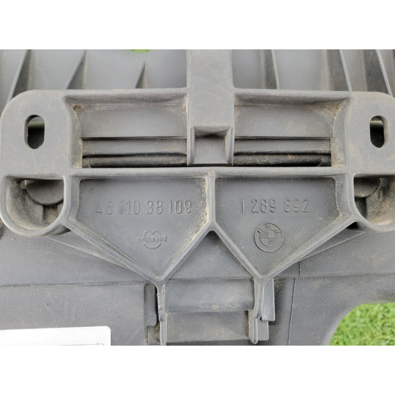 Корпус воздушного фильтра (впускная система) BMW 7-series E32 1990 M70b50 13711718311