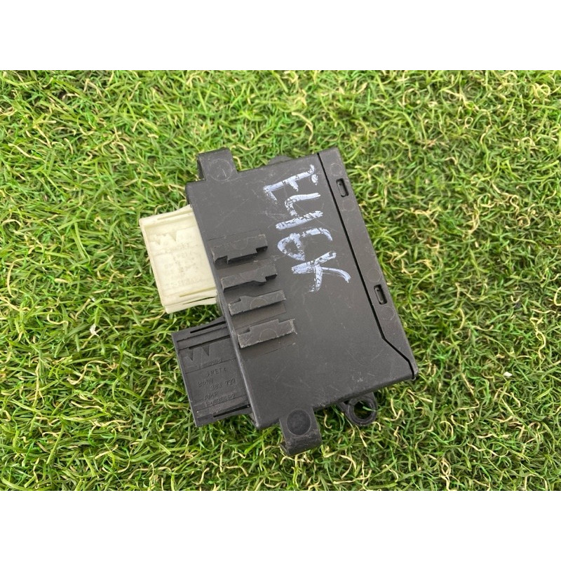 Блок управления зеркалами (электрика / блок управления) BMW 3-series E46 61318386427