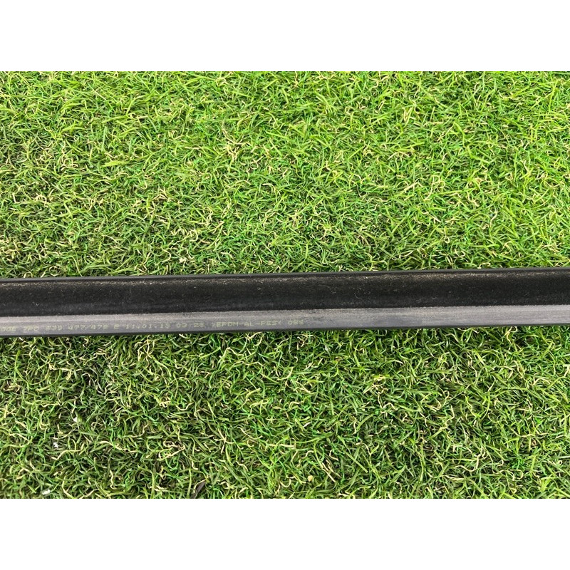 Молдинг стекла (кузов и элементы) PORSCHE CAYENNE 958 2013 3.6 958559478017Z7