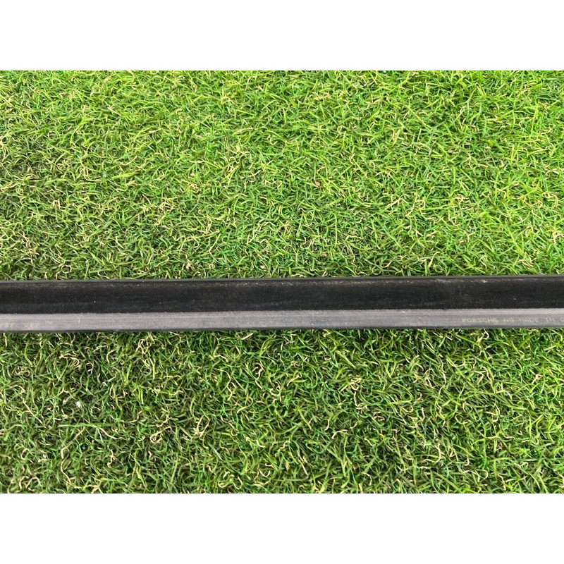 Молдинг стекла (кузов и элементы) PORSCHE CAYENNE 958 2013 3.6 958559477017Z7