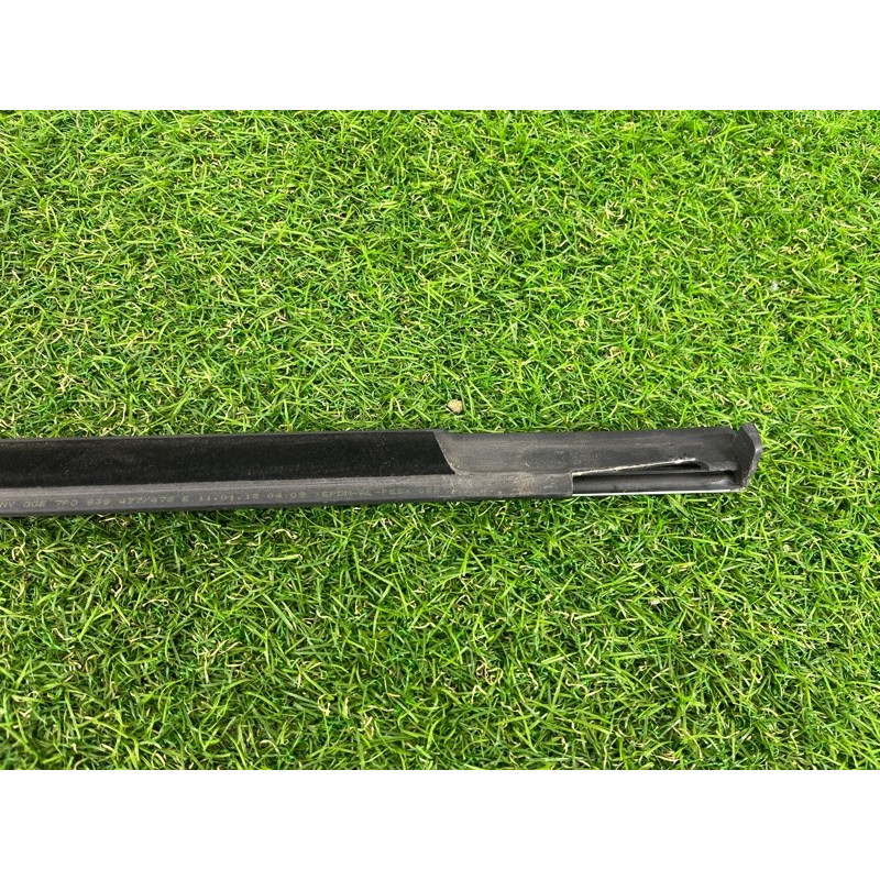 Молдинг стекла (кузов и элементы) PORSCHE CAYENNE 958 2013 3.6 958559477017Z7