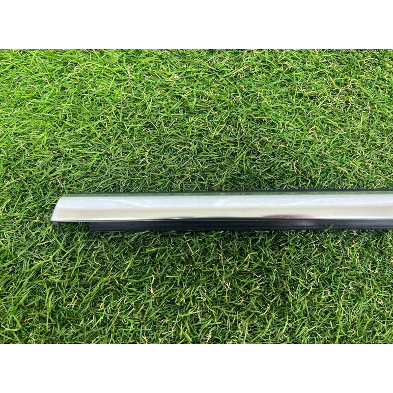 Молдинг стекла (кузов и элементы) PORSCHE CAYENNE 958 2012 4.8 958559478017Z7