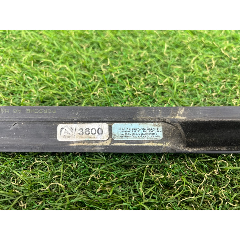 Молдинг стекла (кузов и элементы) PORSCHE CAYENNE 958 2012 4.8 958559478017Z7