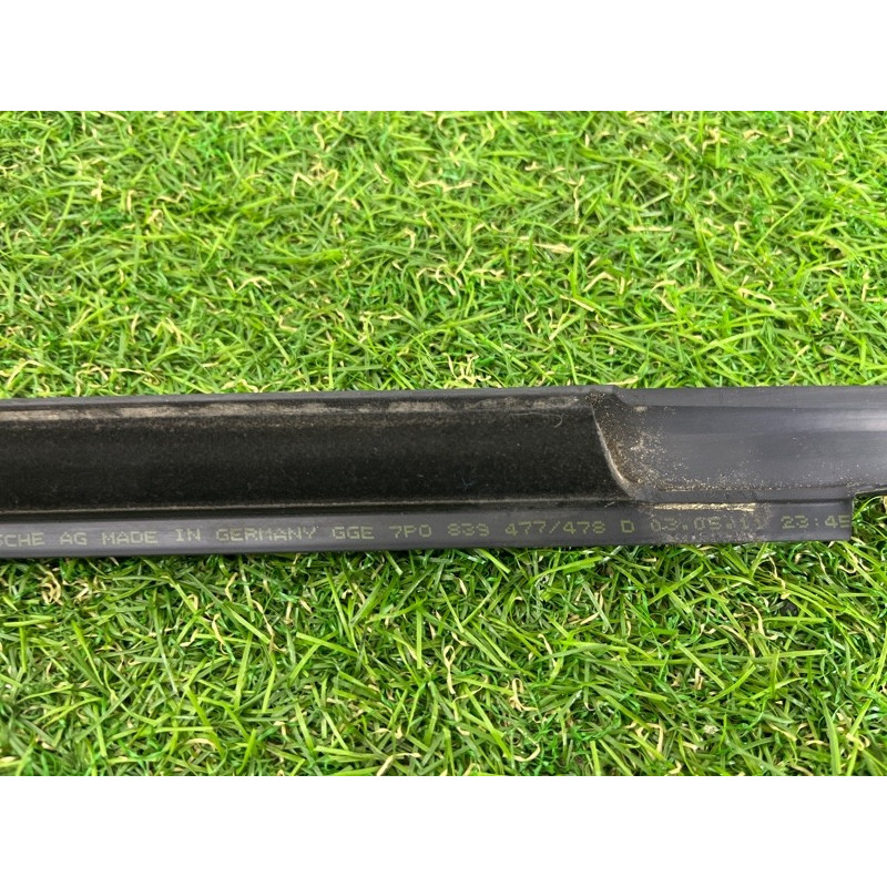 Молдинг стекла (кузов и элементы) PORSCHE CAYENNE 958 2012 4.8 958559477017Z7