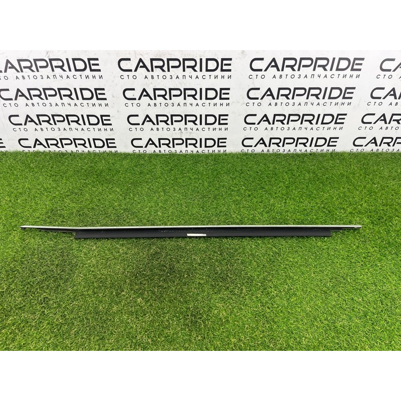 Молдинг стекла (кузов и элементы) AUDI A3 8V 2015 1.8 8V5853283B2ZZ