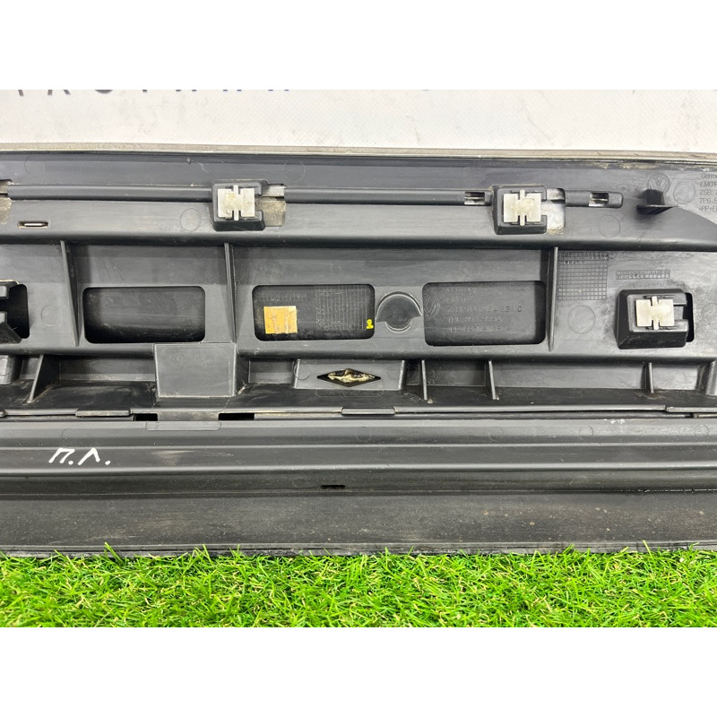 Накладка двері зовнішня (кузов і елементи) Volkswagen Touareg II NF 2013 3.0 7P6854939CGRU