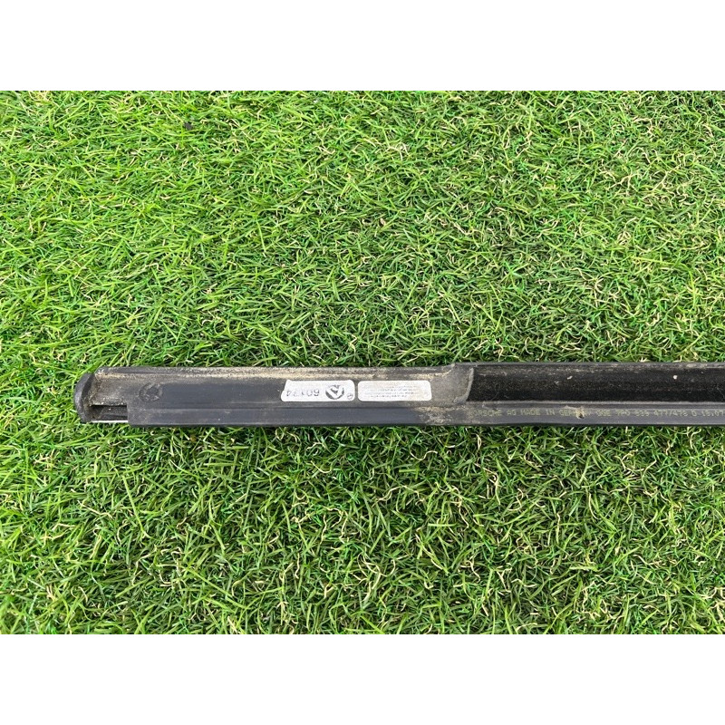 Молдинг скла (кузов і елементи) Volkswagen Touareg NF 2012 3.0 7P0839475F7Z7