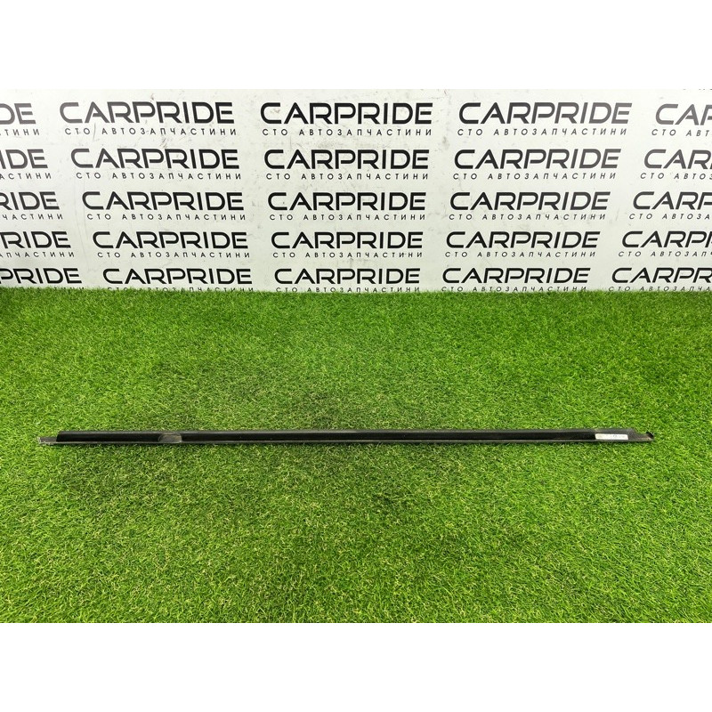 Молдинг скла (кузов і елементи) Volkswagen Touareg NF 2012 3.0 7P0837475H7Z7