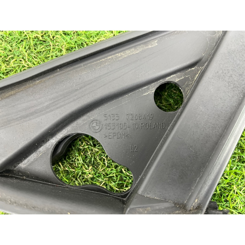 Молдинг скла (кузов і елементи) BMW 2-series F22 2015 2.0 51337268419