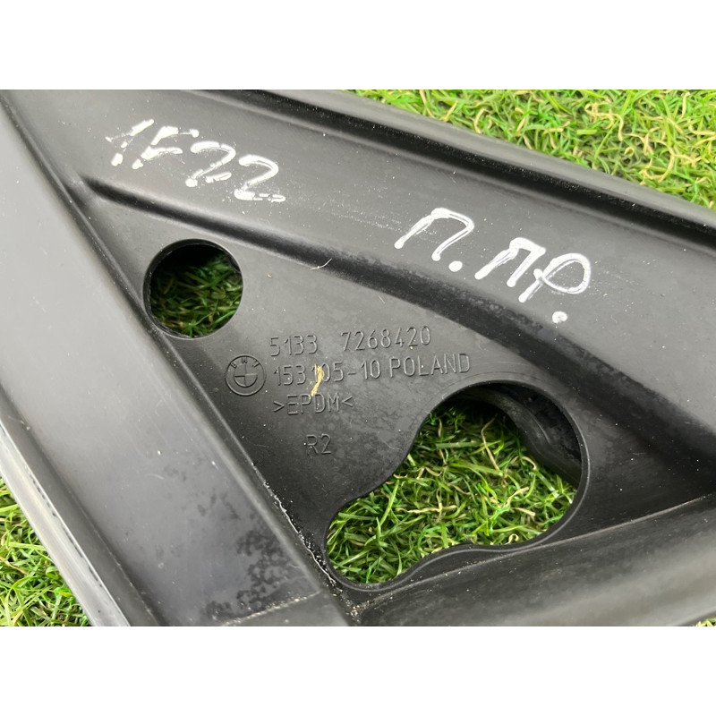 Молдинг скла (кузов і елементи) BMW 2-series F22 2015 2.0 51337268420