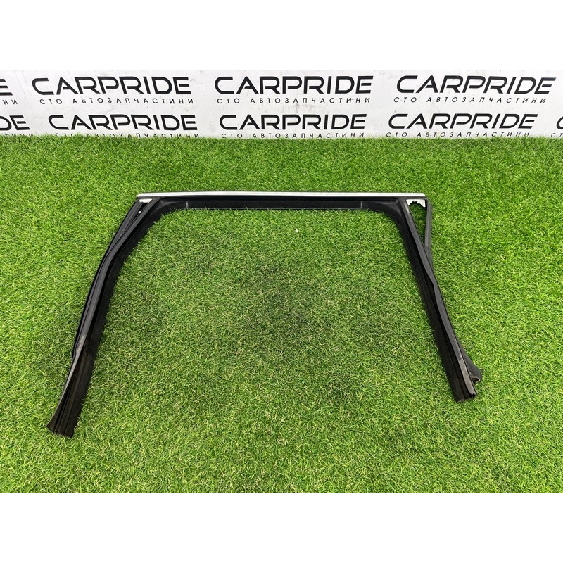 Ущільнювач скла дверей (кузов і елементи) Volkswagen Touareg NF 2012 3.0 7P0839432L