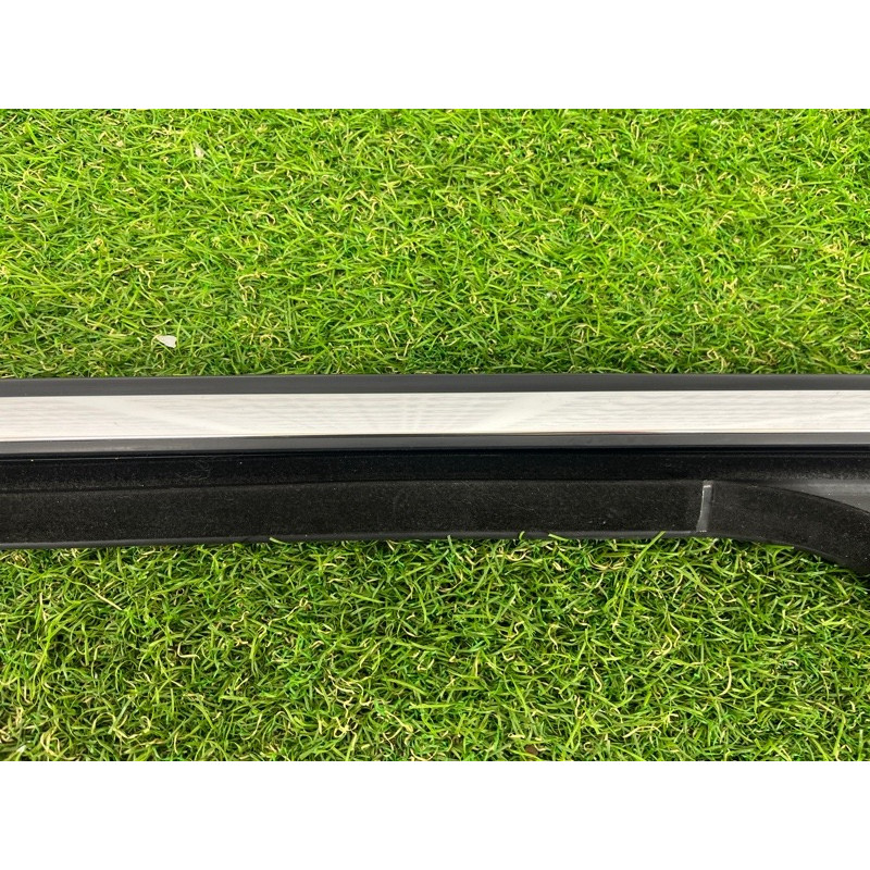 Ущільнювач скла дверей (кузов і елементи) Volkswagen Touareg NF 2012 3.0 7P0839432L