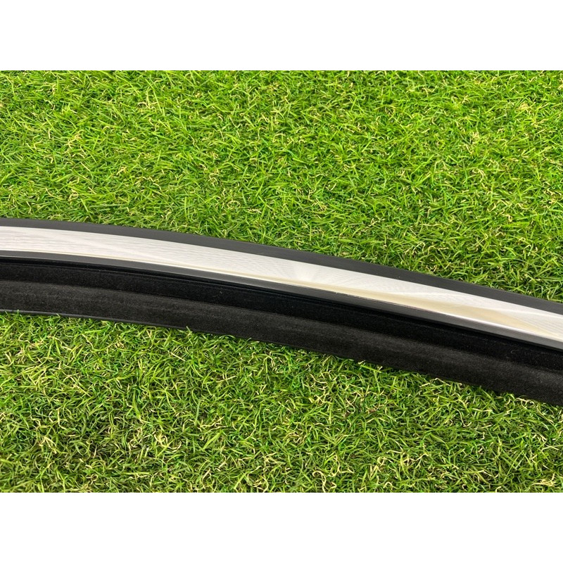 Ущільнювач скла дверей (кузов і елементи) Volkswagen Touareg NF 2012 3.0 7P0837432H5AP