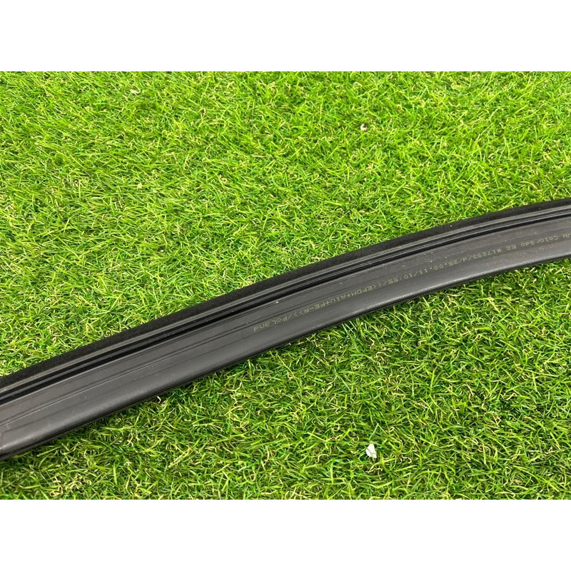 Ущільнювач скла дверей (кузов і елементи) Volkswagen Touareg NF 2012 3.0 7P0837432H5AP