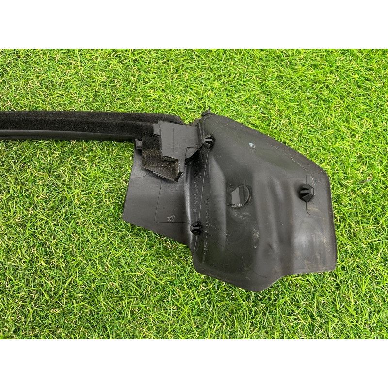 Ущільнювач скла дверей (кузов і елементи) BMW 2-series F22 2015 2.0 51337267905