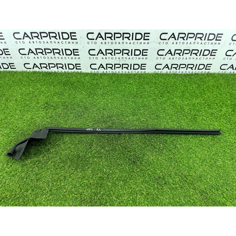 Ущільнювач скла дверей (кузов і елементи) BMW 2-series F22 2015 2.0 51337267905