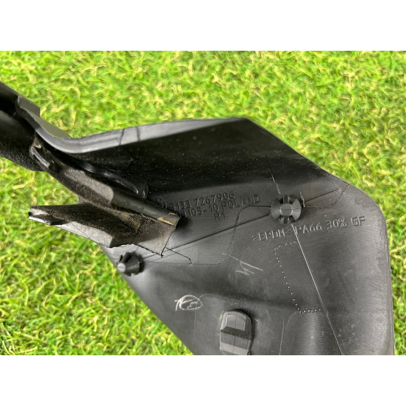 Ущільнювач скла дверей (кузов і елементи) BMW 2-series F22 2015 2.0 51337267906