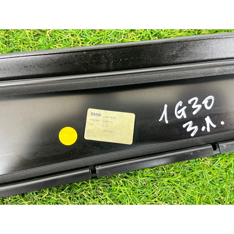 Накладка двери боковая (кузов и элементы) BMW 5-series G30 2017 2.0 B46B20 51357390139