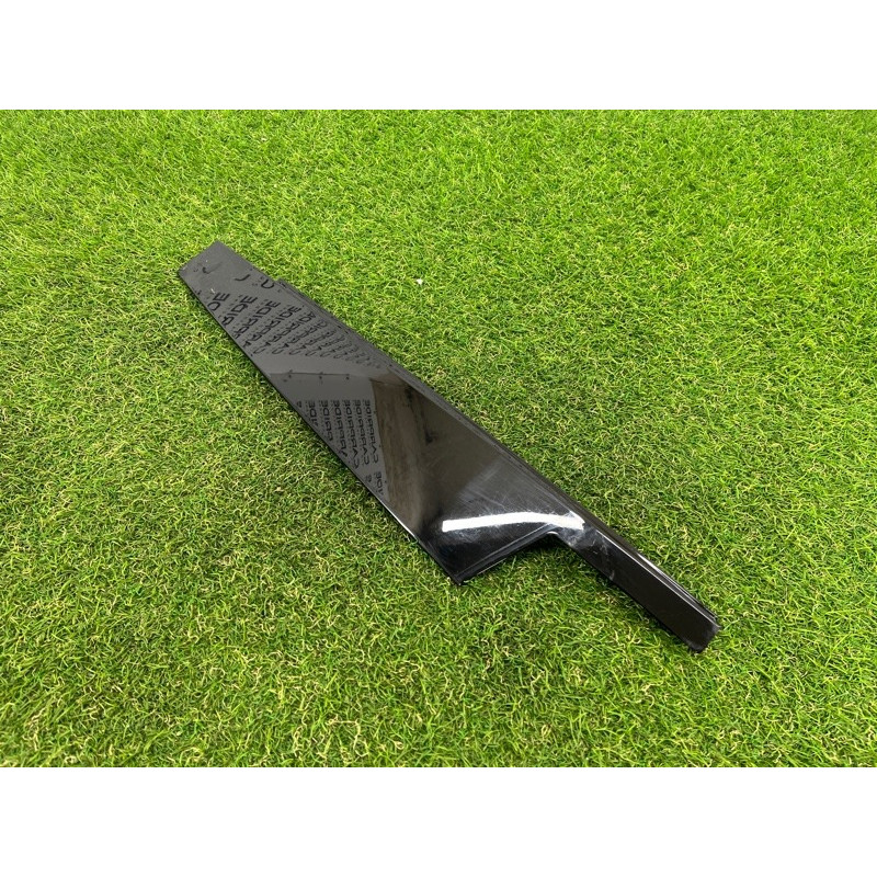 Бічна накладка двері (кузов і елементи) BMW 5-series G30 2017 2.0 B46B20 51337390122