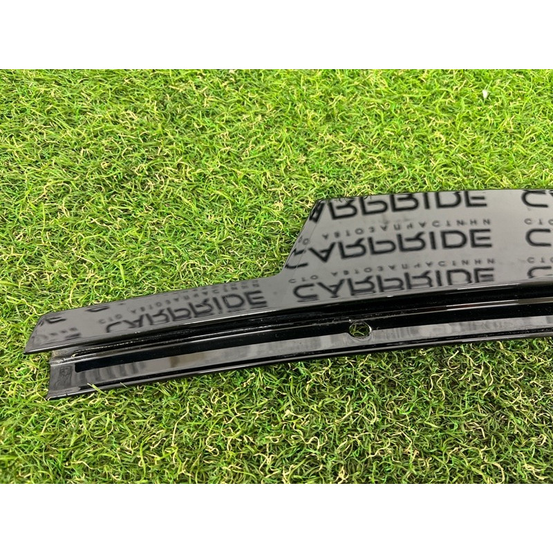 Бічна накладка двері (кузов і елементи) BMW 5-series G30 2017 2.0 B46B20 51337390122